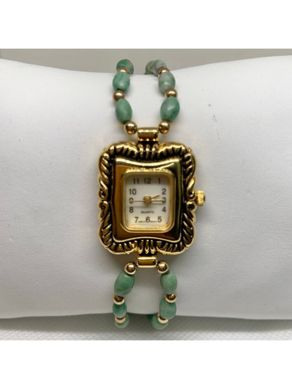 Women’s watch 21mm case quartz analog green gold tone beaded bracelet 7” running